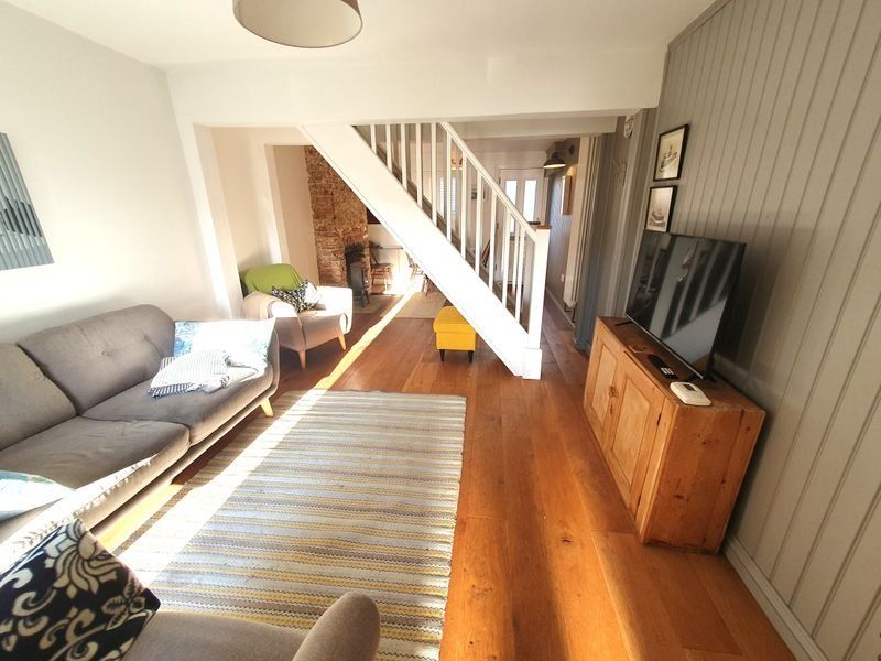 Property photo 2 of 8 Picture 2