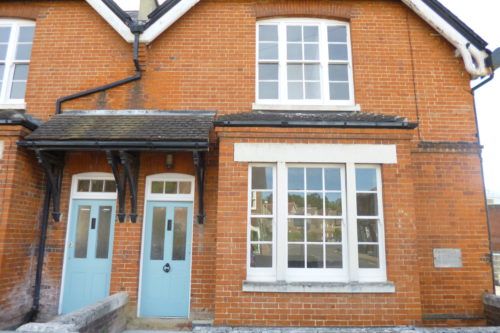 Property photo 2 of 4 Front