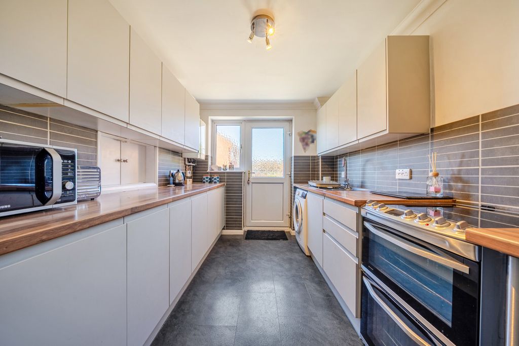 Property photo 3 of 20 1512690-5-6A8Dca1...