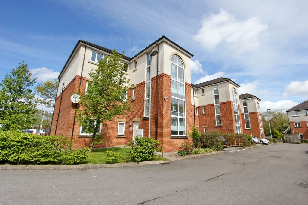 Property photo 1 of 11