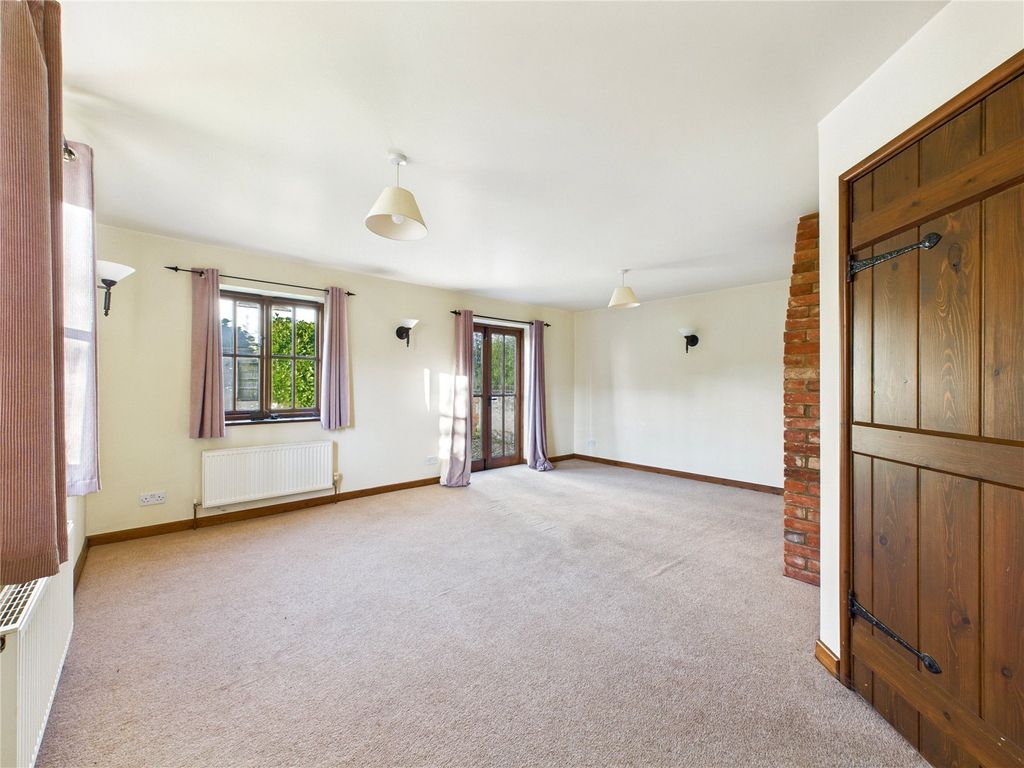 Property photo 3 of 10 Picture No. 03