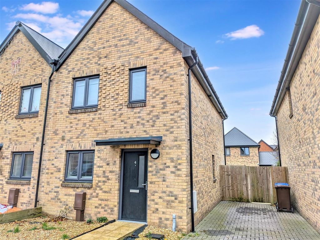 Property photo 1 of 13 Exterior.Jpg