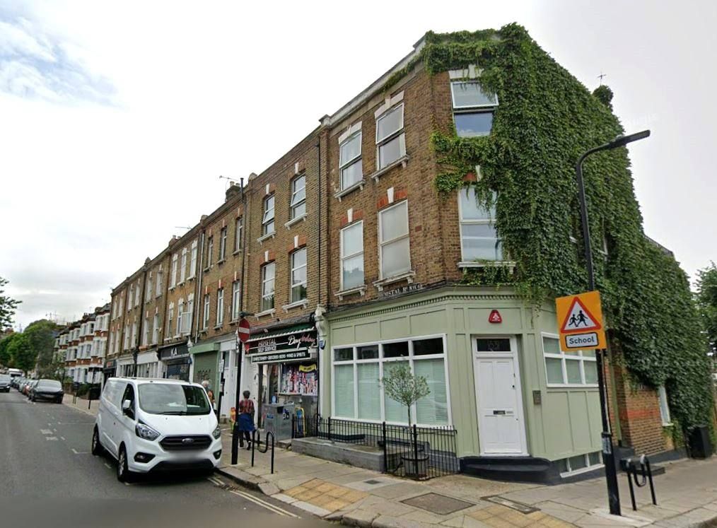 Property photo 1 of 11 Hemstal Road, Nw6 2Ad
