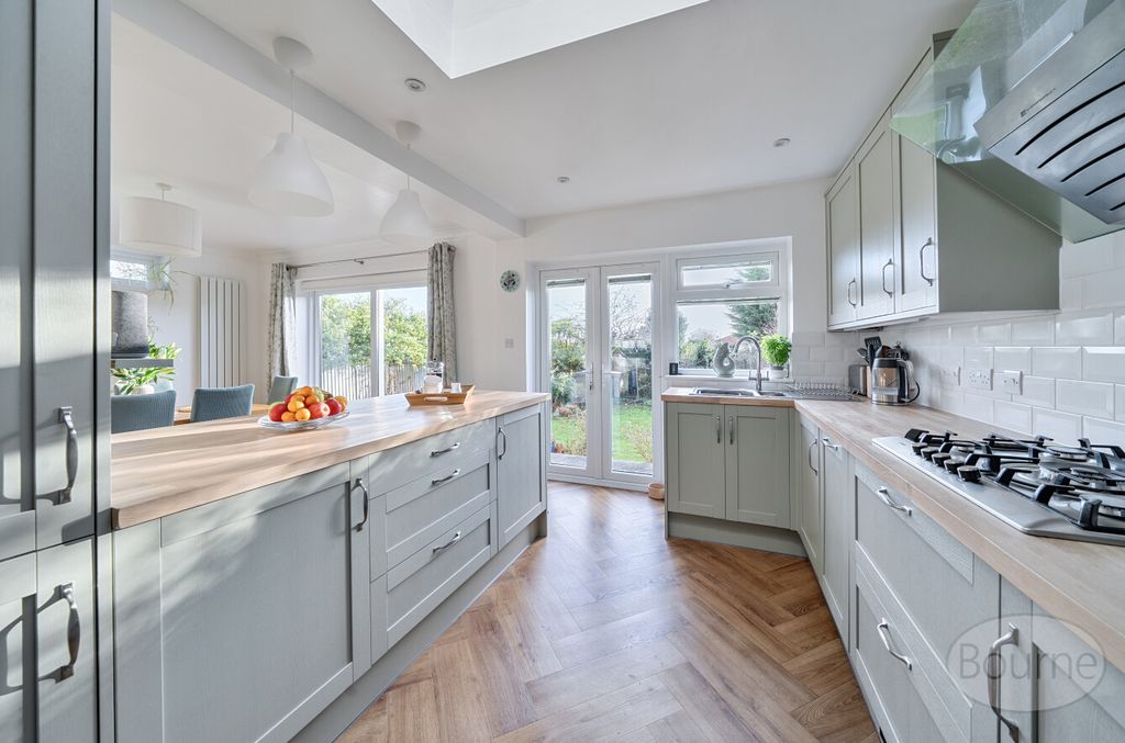 Property photo 3 of 16 495F2A68-0d7A-46A...