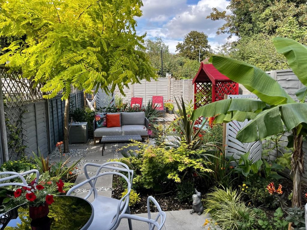 Property photo 3 of 14