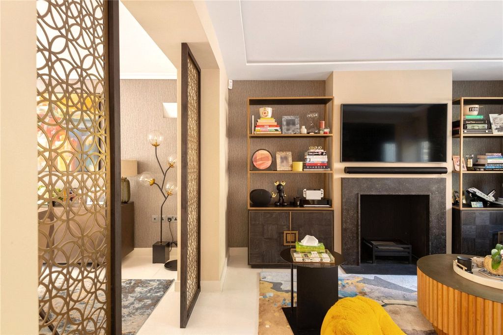 Property photo 3 of 19 Picture No. 40