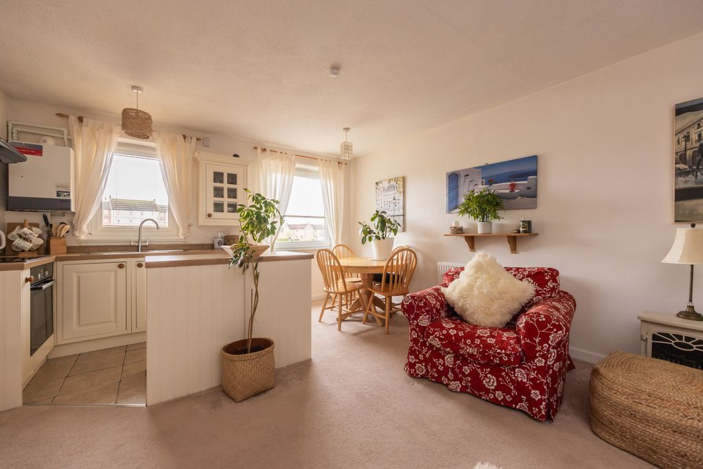 Property photo 2 of 13 Property Image 2