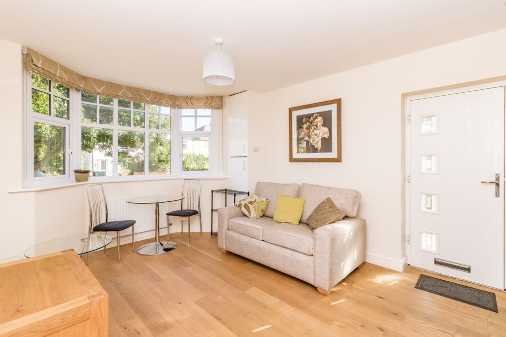 Property photo 3 of 7 71790