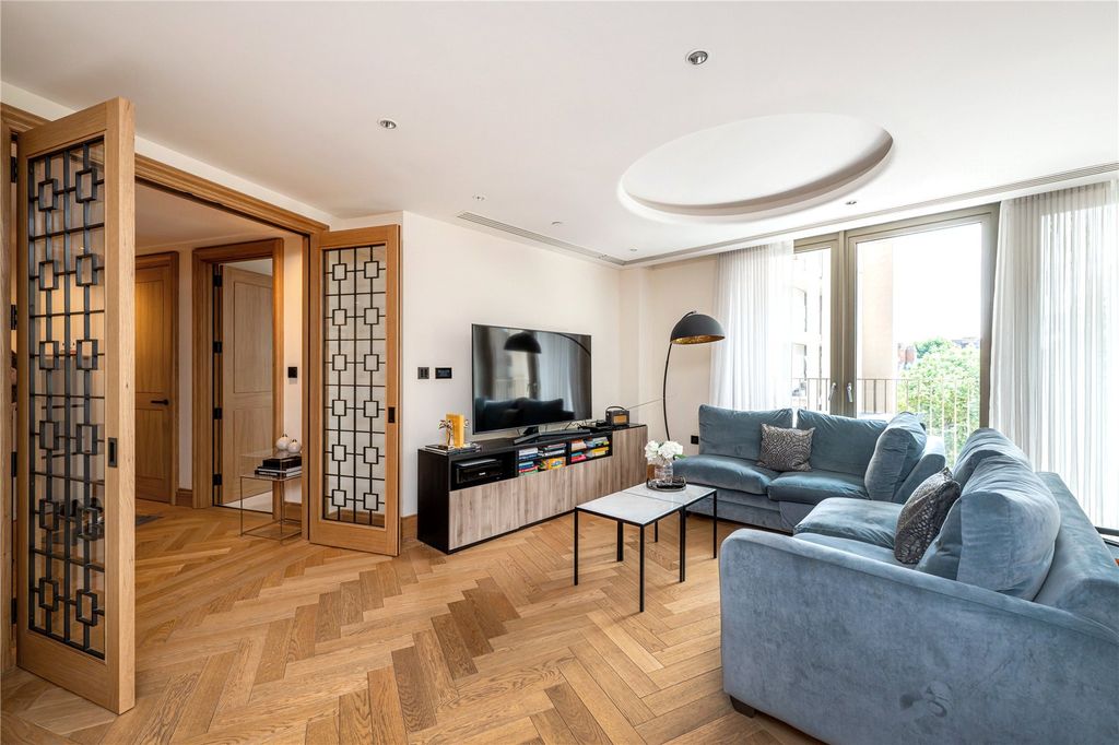 Property photo 3 of 13 Reception Room