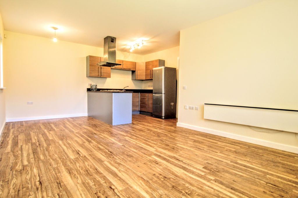 Property photo 2 of 9
