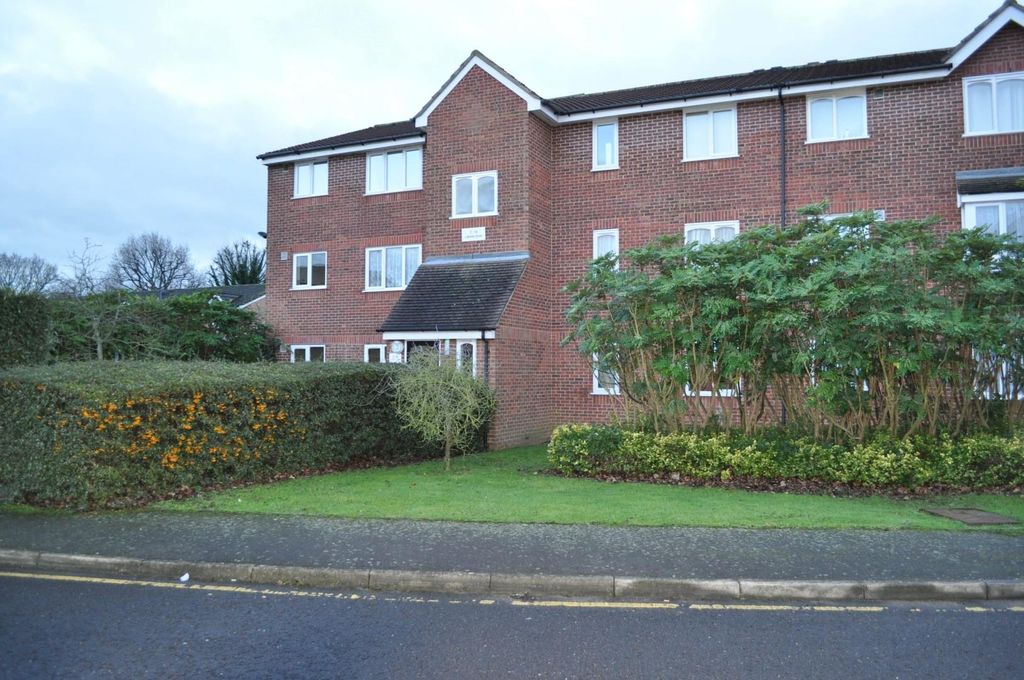 Property photo 1 of 8