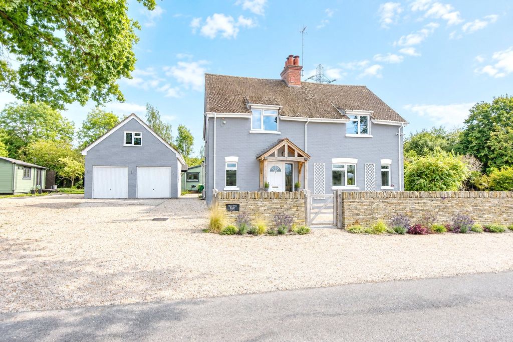 Property photo 1 of 25 Picture No. 43