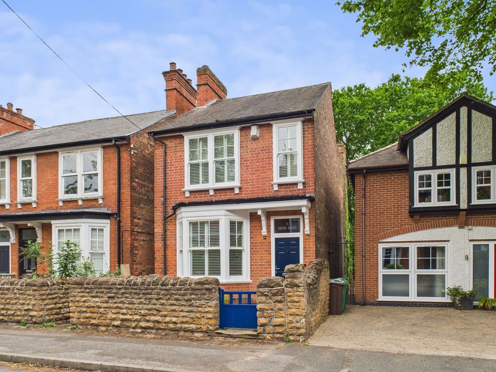 Property photo 1 of 21 Front