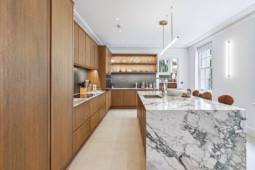 Additional image 9 of 7 bed terraced house to rentWilton Crescent, London SW1X