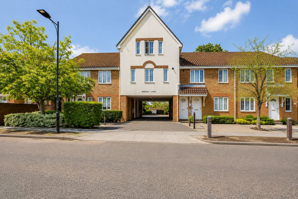Property photo 1 of 8