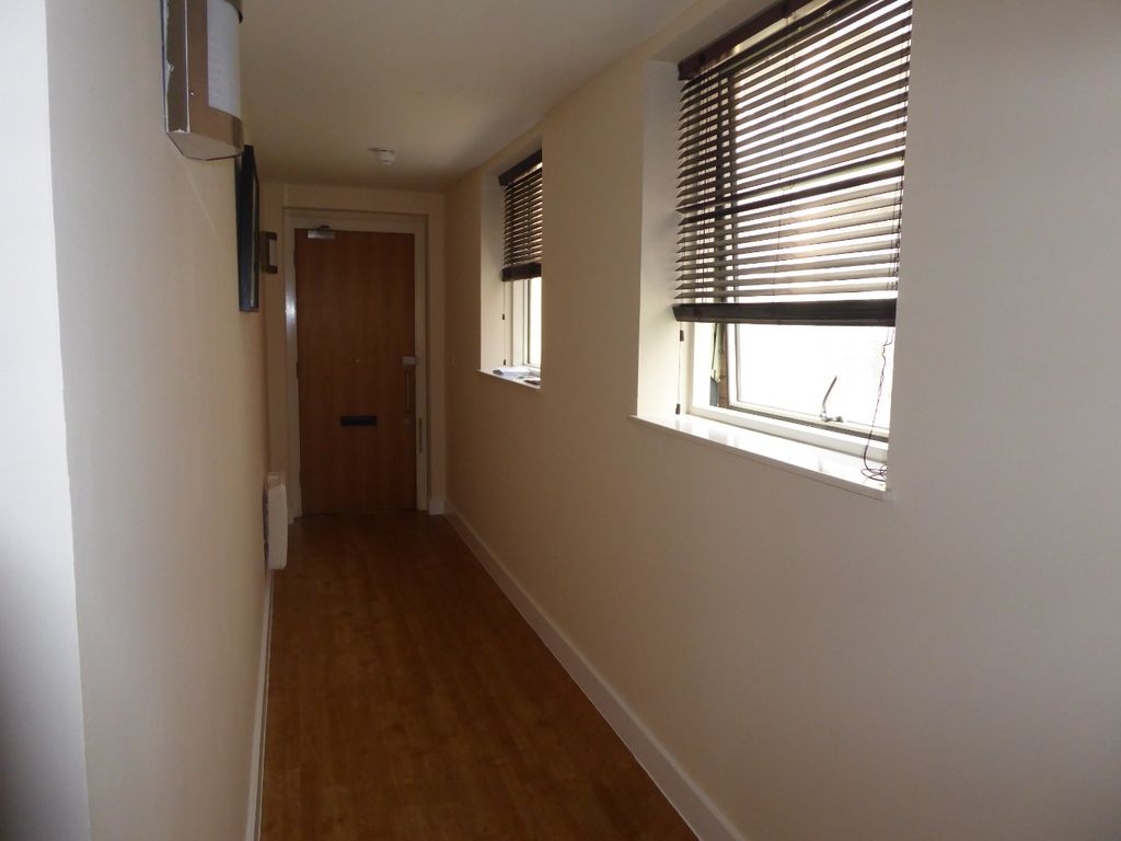 Property photo 2 of 11 4186853