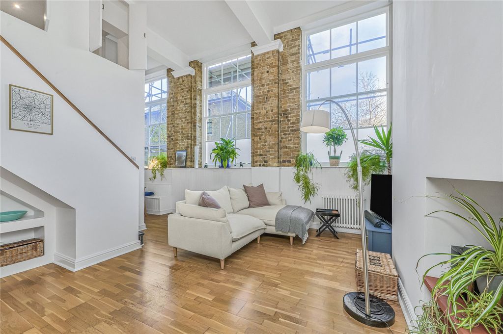 Property photo 3 of 18 Picture No. 22