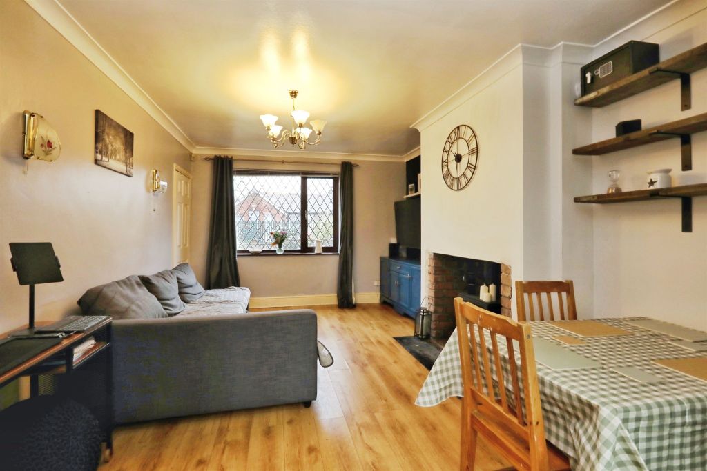 Property photo 3 of 17