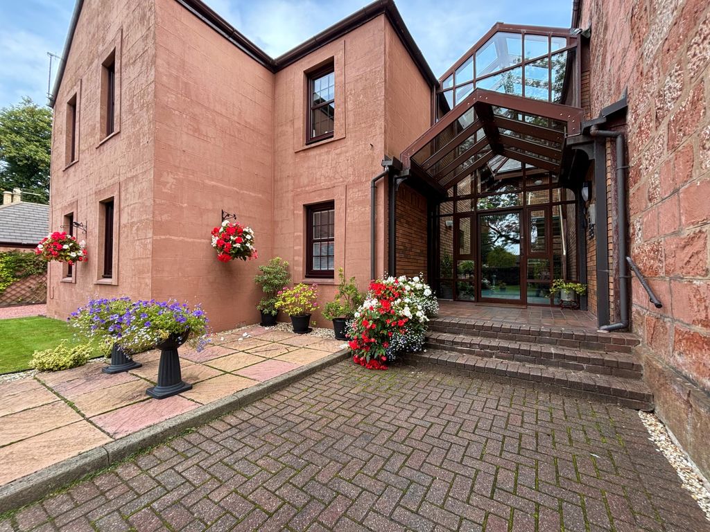 Property photo 3 of 21