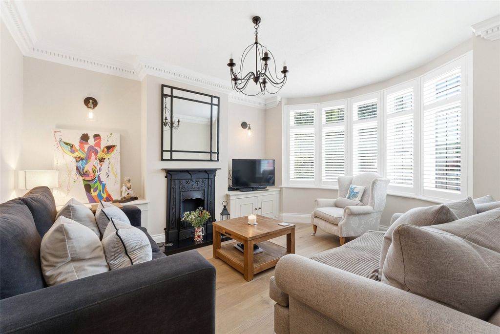 Property photo 2 of 25 Picture No. 46