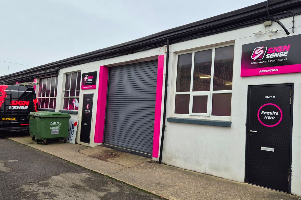 Property photo 1 of 7