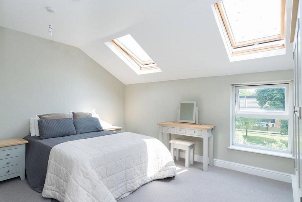 Property photo 1 of 6 Photo 3