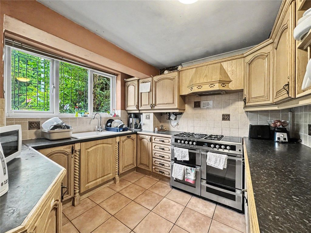 Property photo 3 of 20 Picture No. 05
