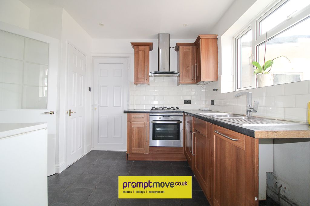 Property photo 3 of 9 Na