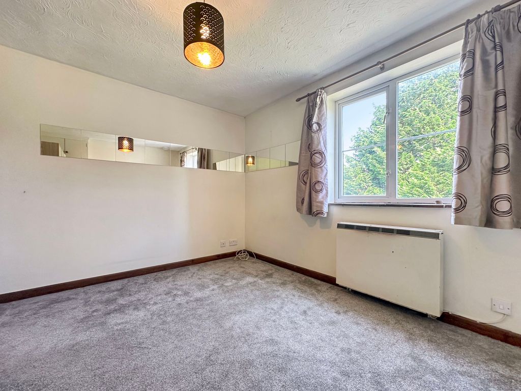 Property photo 2 of 6 Photo 2