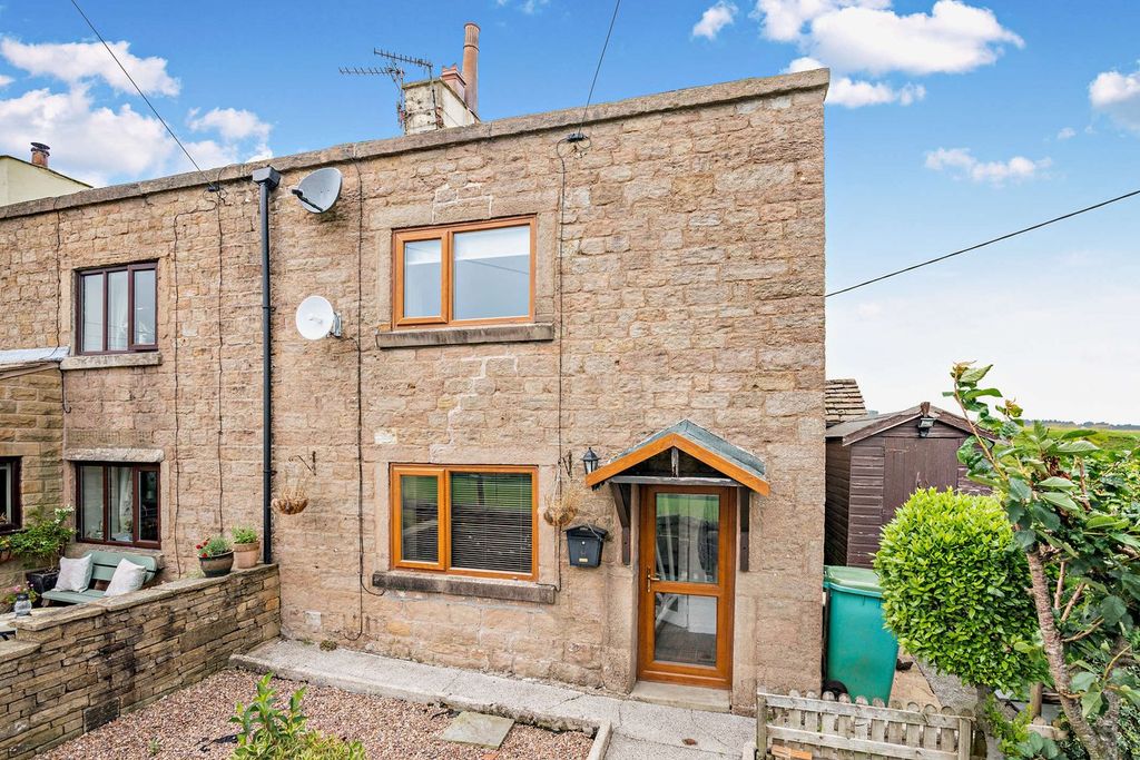 Property photo 1 of 25