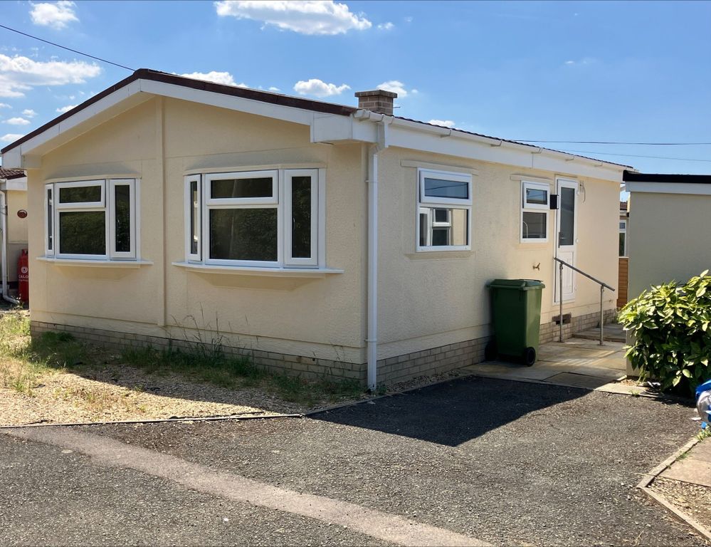 Property photo 1 of 5