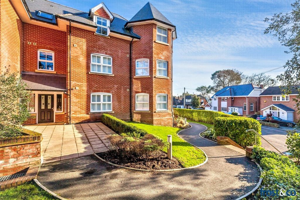 Property photo 1 of 17 Inverclyde House