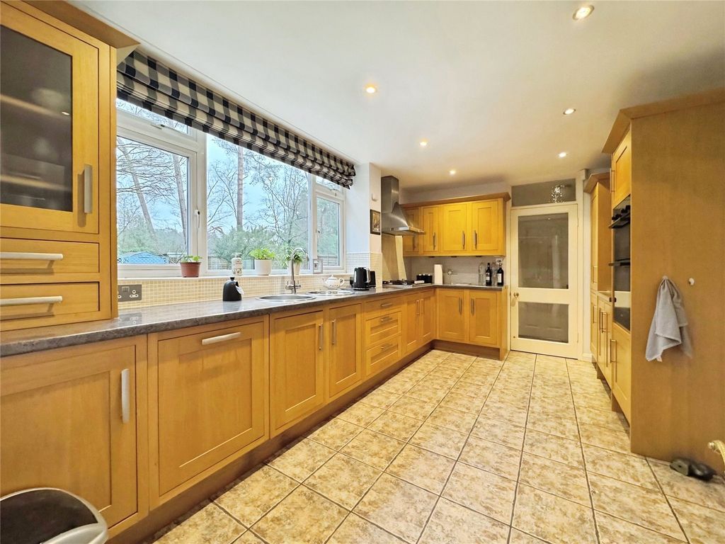 Property photo 3 of 10 Picture No. 31