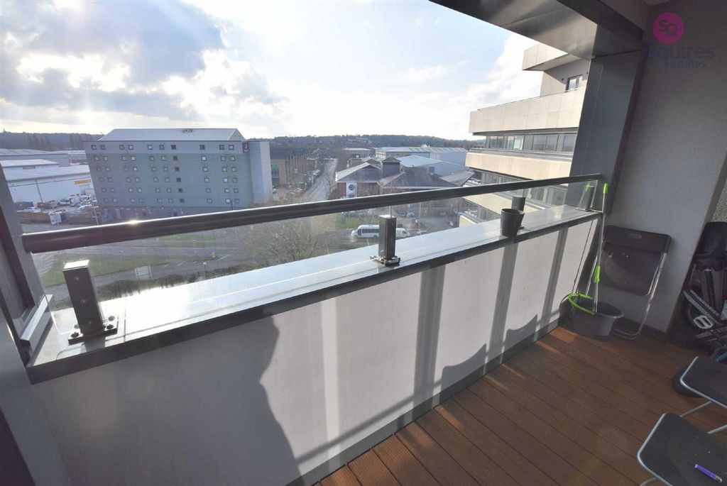 Property photo 3 of 9