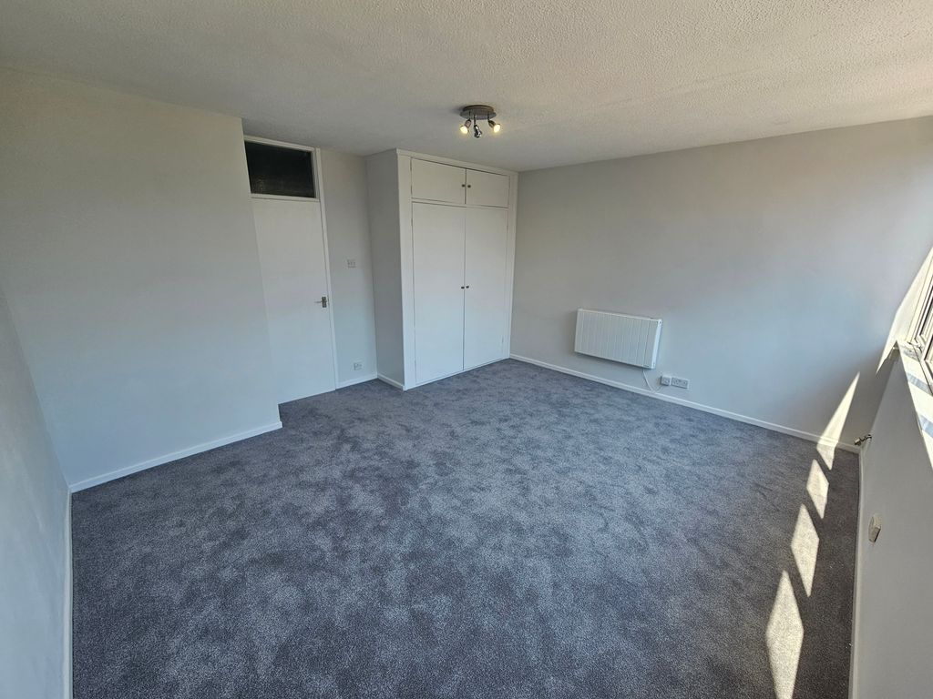 Property photo 3 of 5 Image