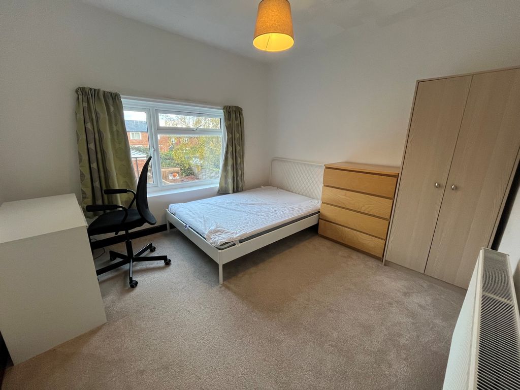 Property photo 1 of 7 Gg