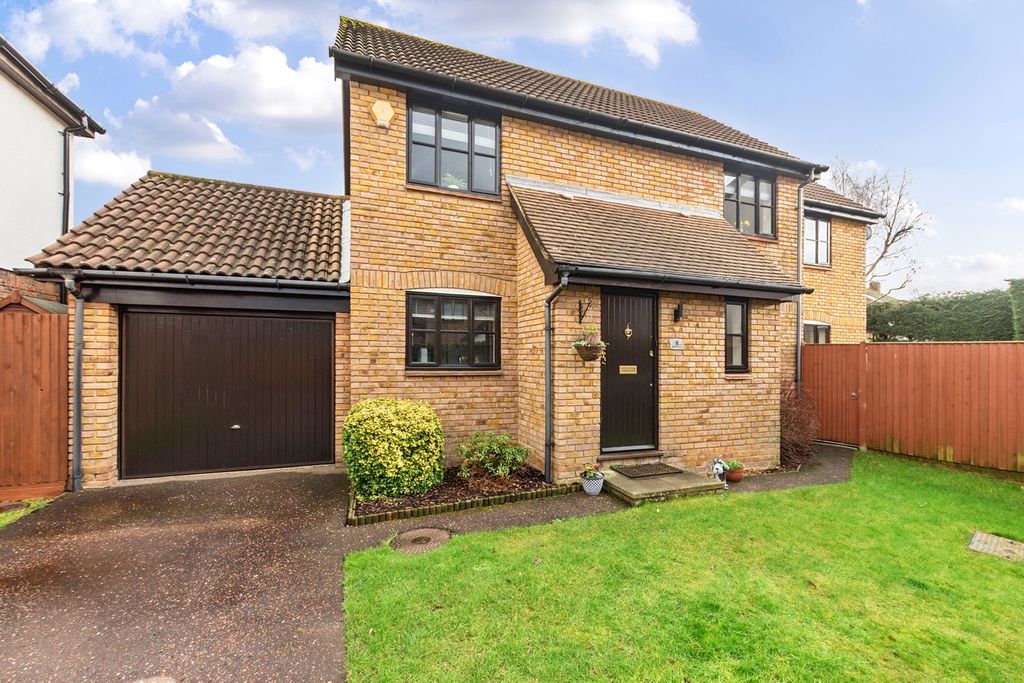 Property photo 1 of 17