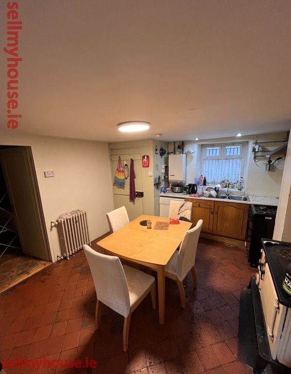 Property photo 3 of 3