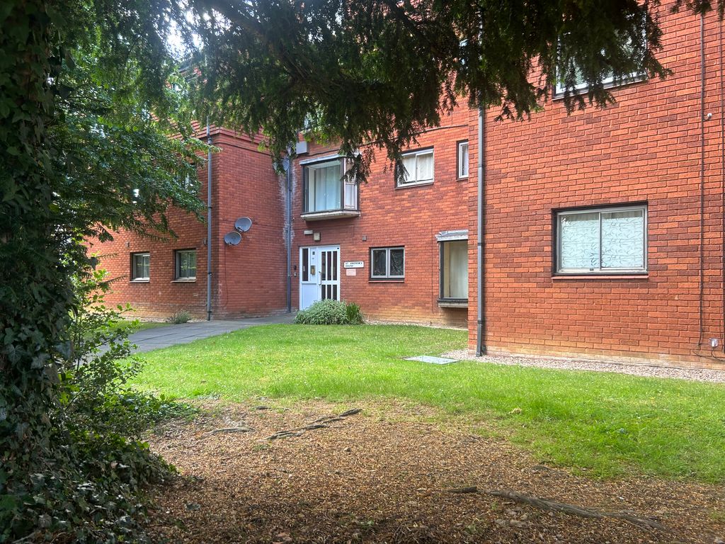 Property photo 1 of 4 Front