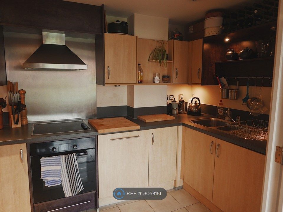 Property photo 2 of 15 Kitchen