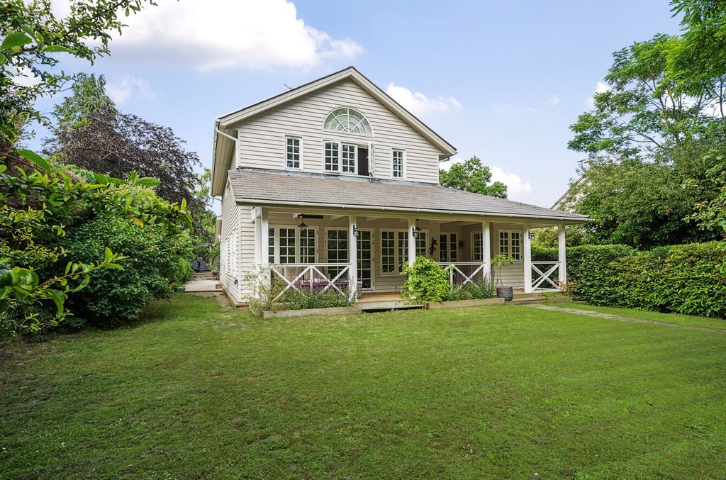 Property photo 1 of 25