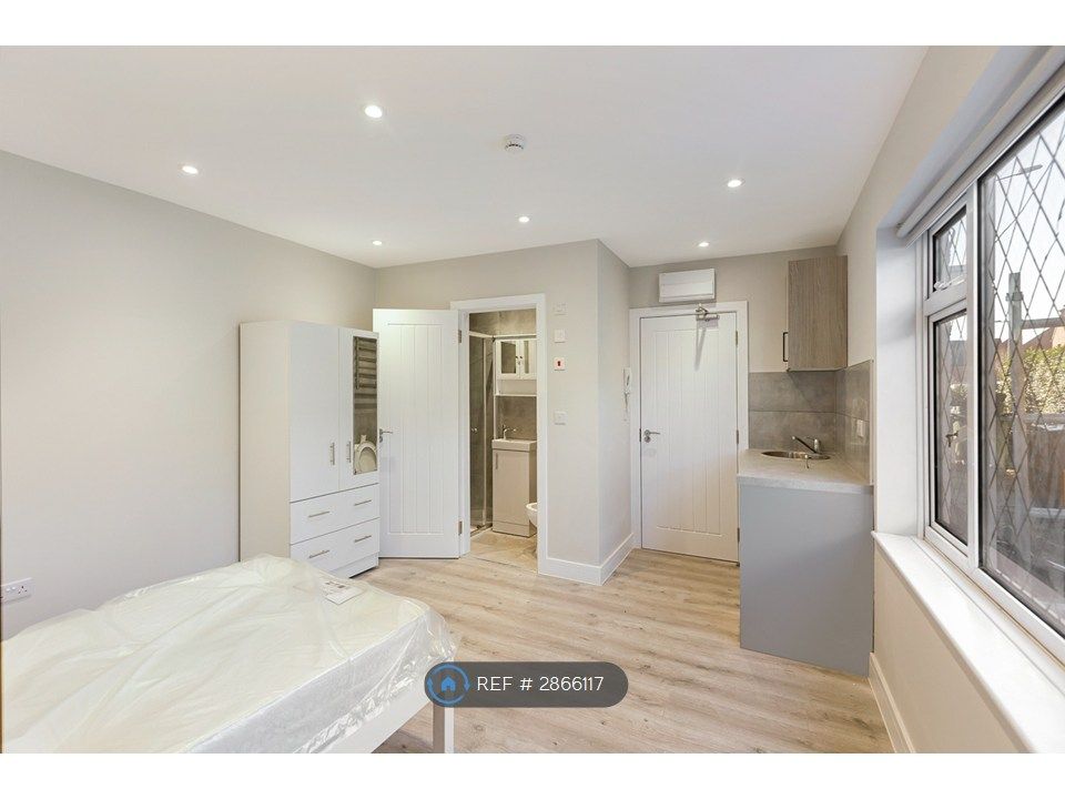 Property photo 1 of 6 Stock Photos