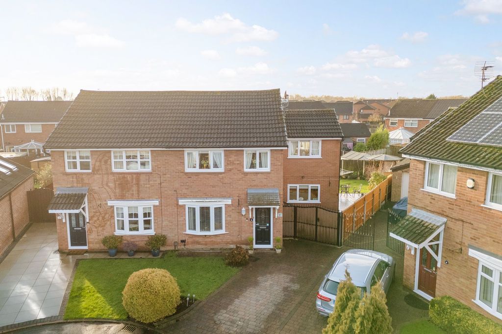 Property photo 1 of 31