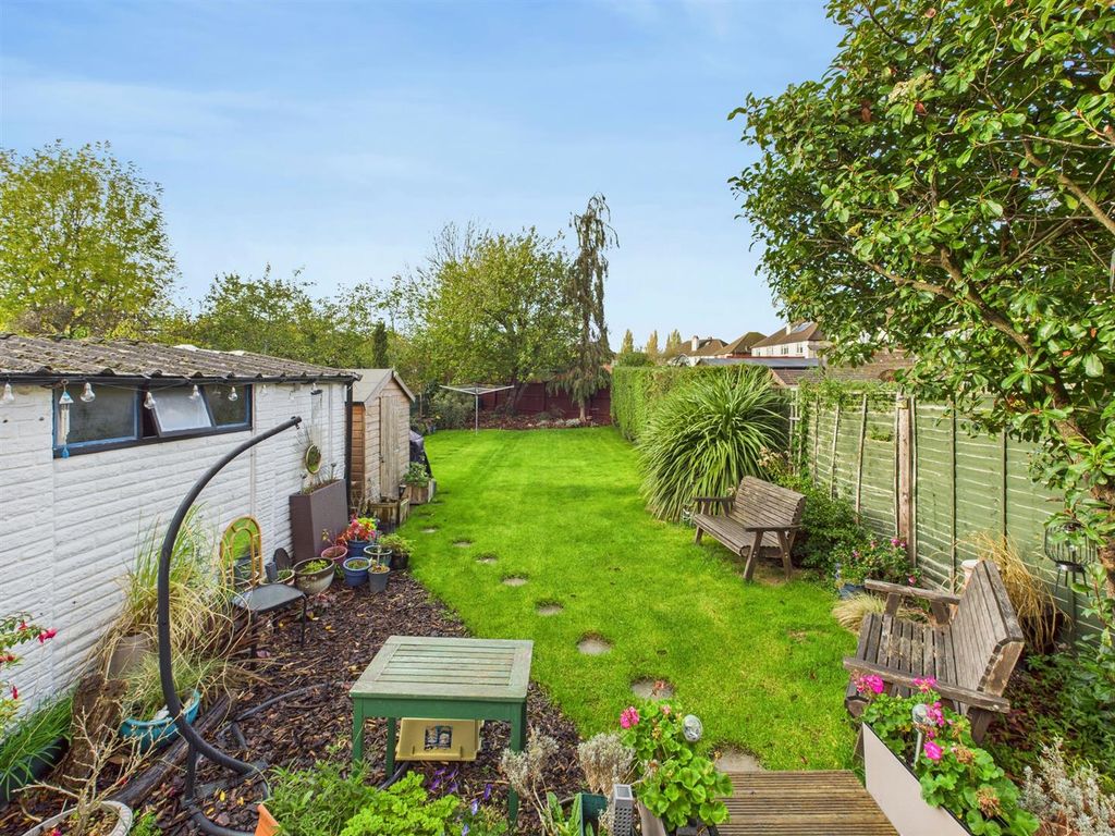 Property photo 3 of 23