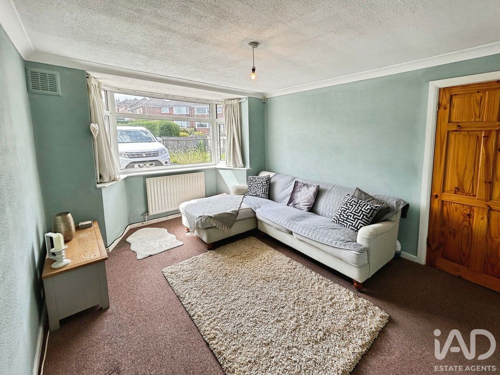 Property photo 3 of 15