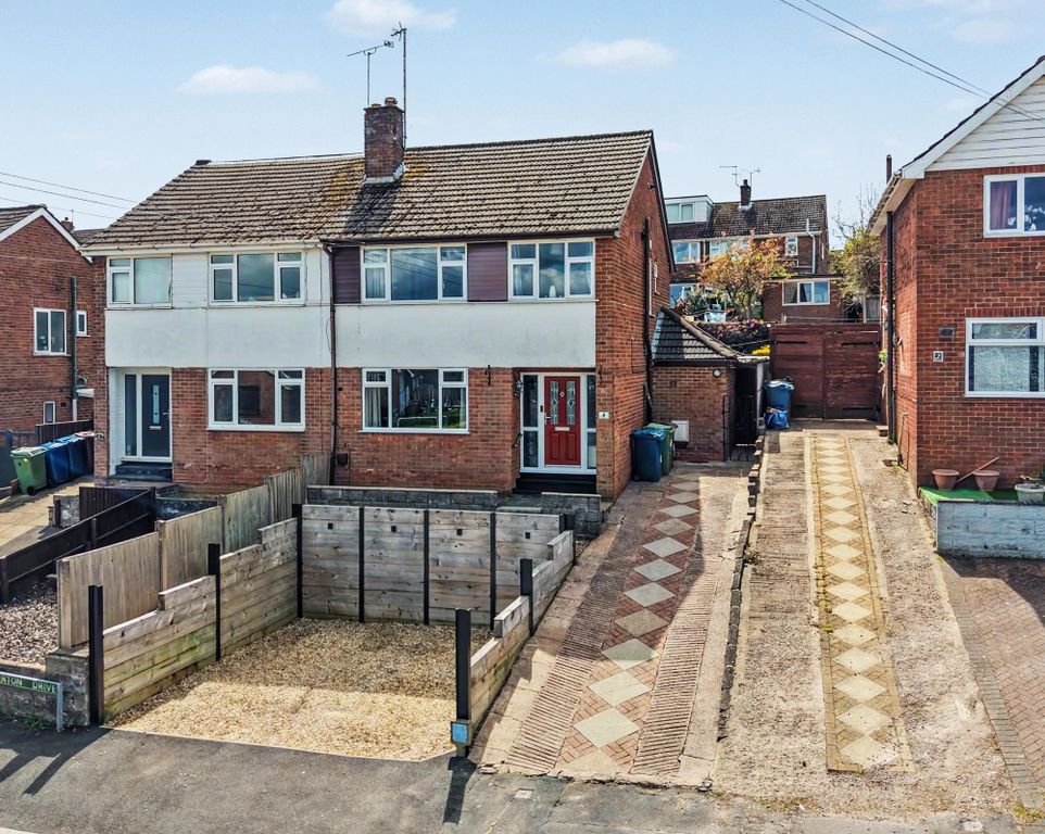Property photo 1 of 25