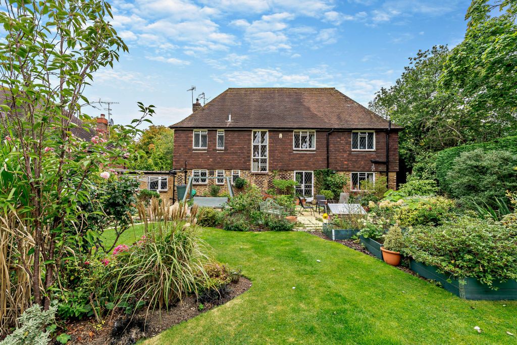 Property photo 3 of 17