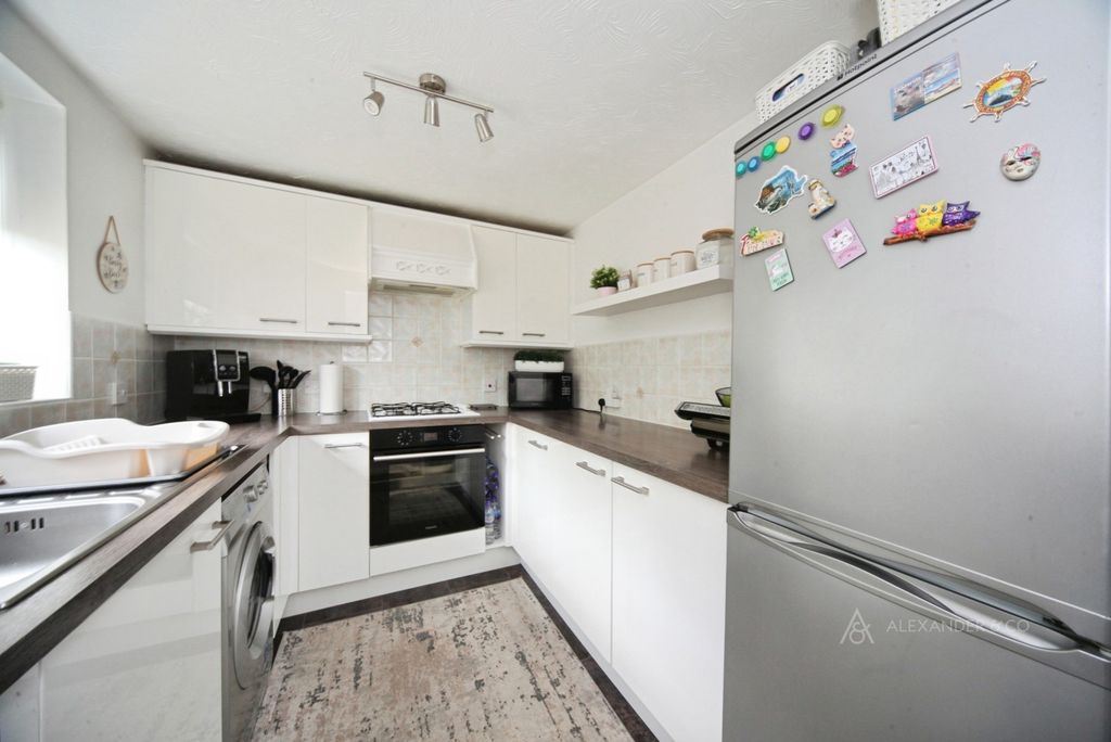 Property photo 2 of 15 2
