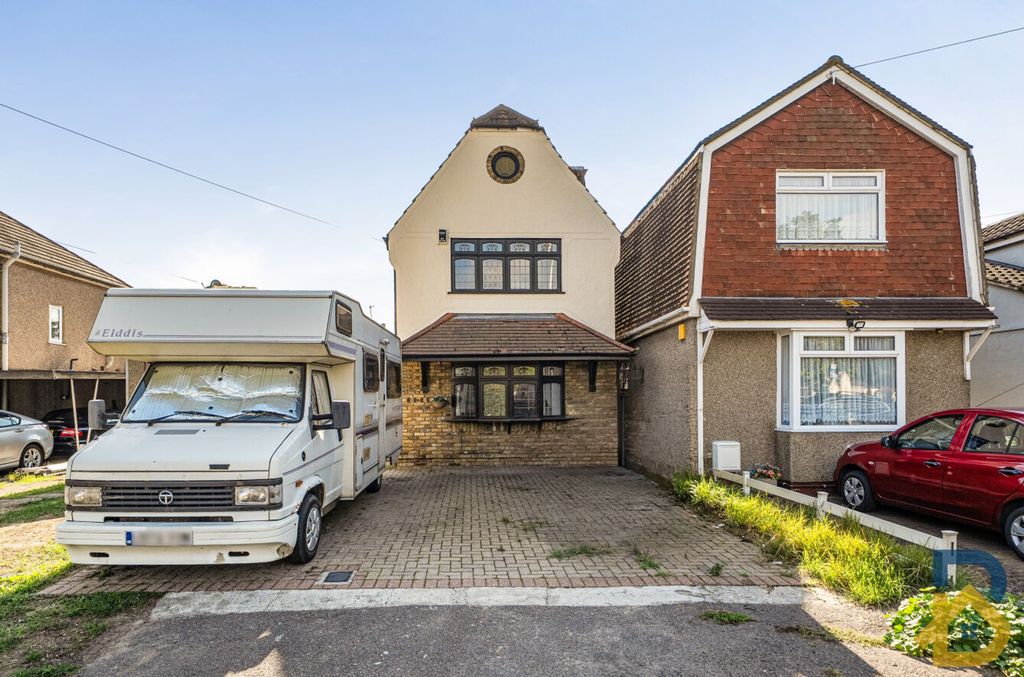 Property photo 1 of 23