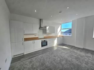 Property photo 1 of 6 Kitchen